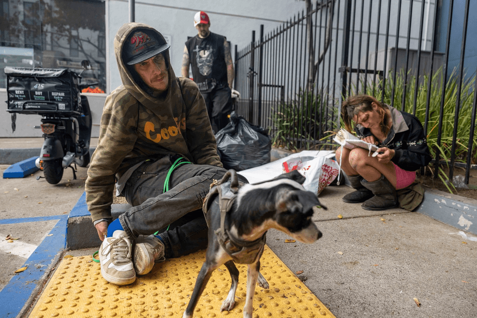 Recliners, snacks, back on the street: SF’s $19M RESET Center has become a revolving door